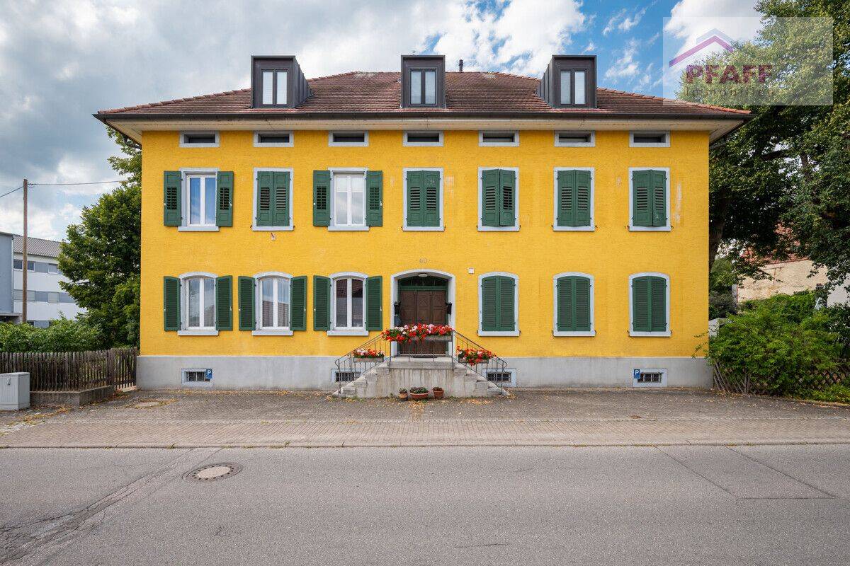 Zuhause ankommen in Ehingen! Schöne 4 Zimmer-Maisonettewohnung mit Stellplatz und Einbauküche, 78259 Mühlhausen-Ehingen