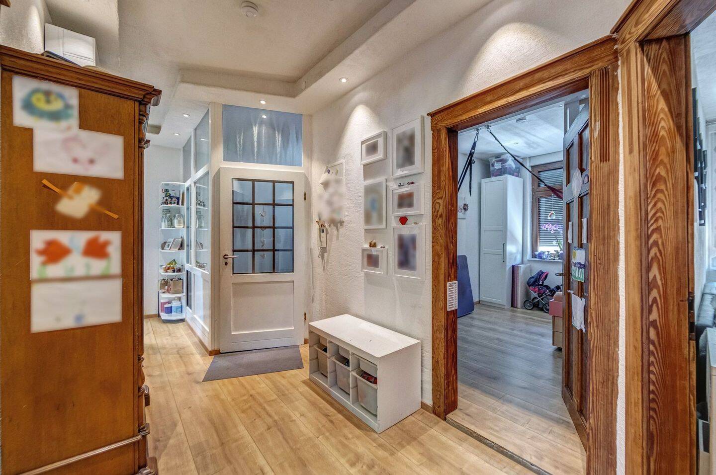 Historischer Charme trifft Moderne – komplett renovierte Altbauwohnung mit Garten, 76532 Baden-Baden
