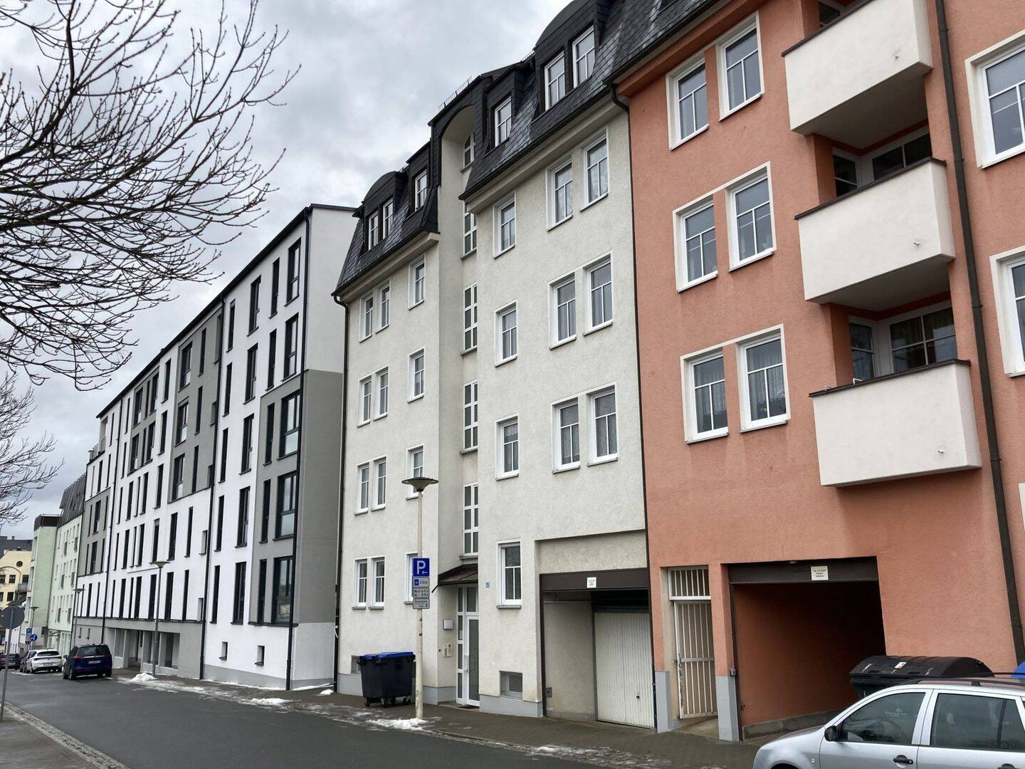 Schöne 1,5-Raum-Whg. mit Fahrstuhl, Balkon u. TG-Stpl. in zentrumsnaher Lage!, 8523 Plauen