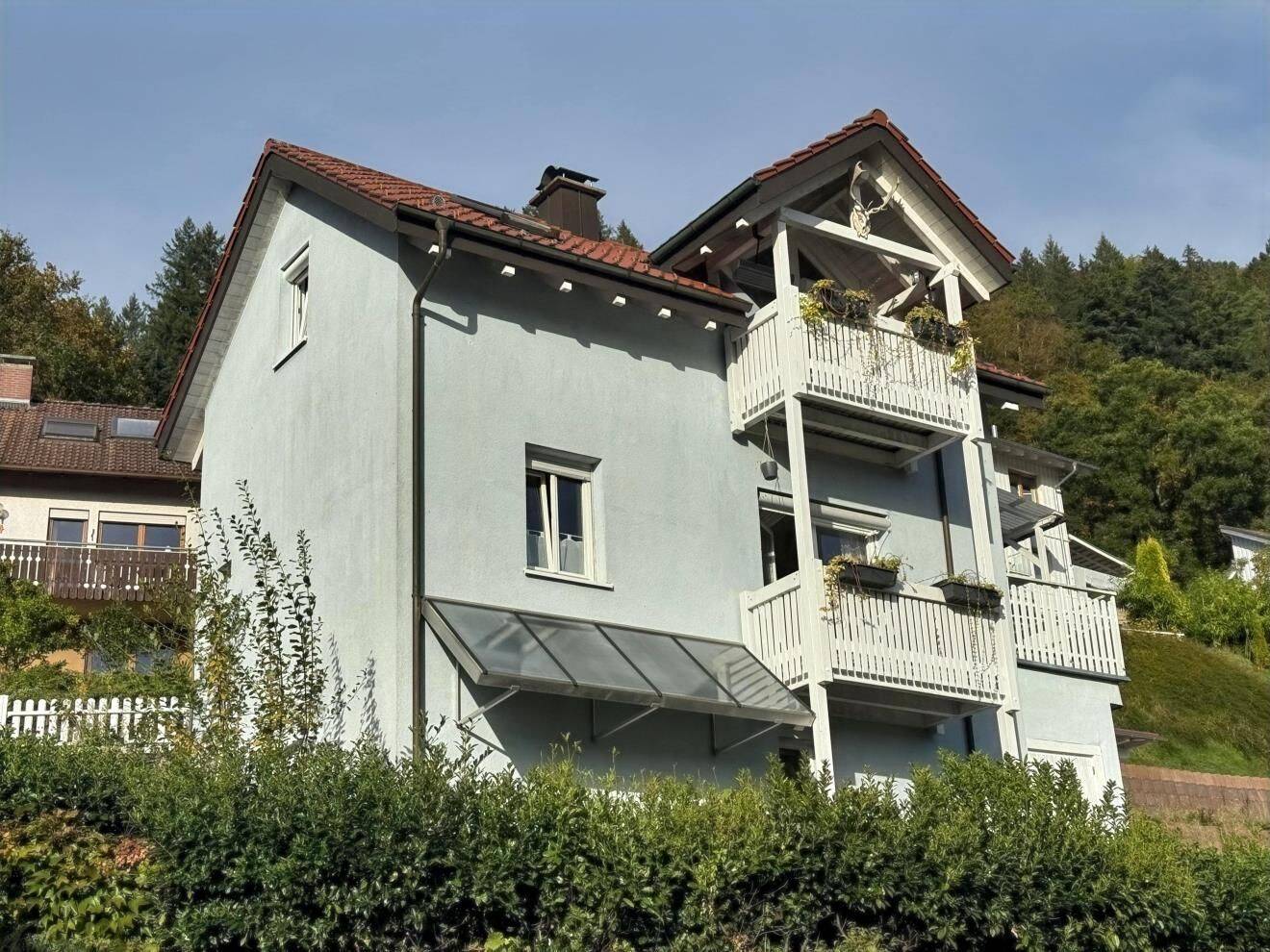 Traumhaus am Südhang mit zwei Balkonen, 77709 Wolfach