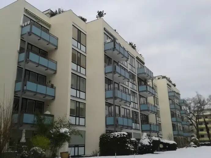 Direkt an der Isar: Toll geschnittene 2 Zimmer Wohnung, 81379 München (Sendling Sendling-Westpark Thalk. Obersendl.-Forsten-Fürstenr.-Solln)