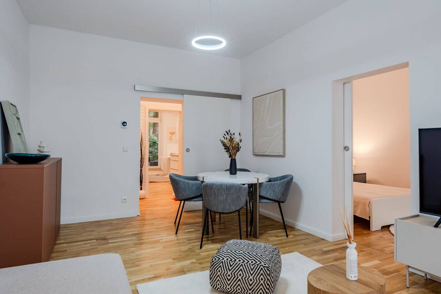 Moderne 2-Zimmer-Wohnung mit Balkon in Köln Kalk, 51105 Köln (Porz Humboldt-Gremberg Kalk Poll)