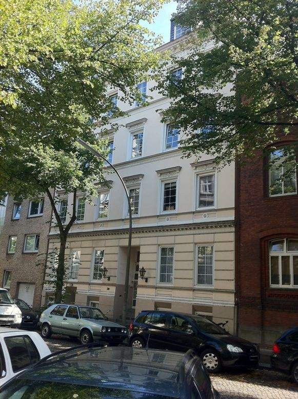 Vollmöblierte, kernsanierte Singlewohnung in historischem Gebäude und zentraler Lage zur UNI Rotherbaum, 20146 Hamburg (Eimsbüttel Harvestehude Rotherbaum)