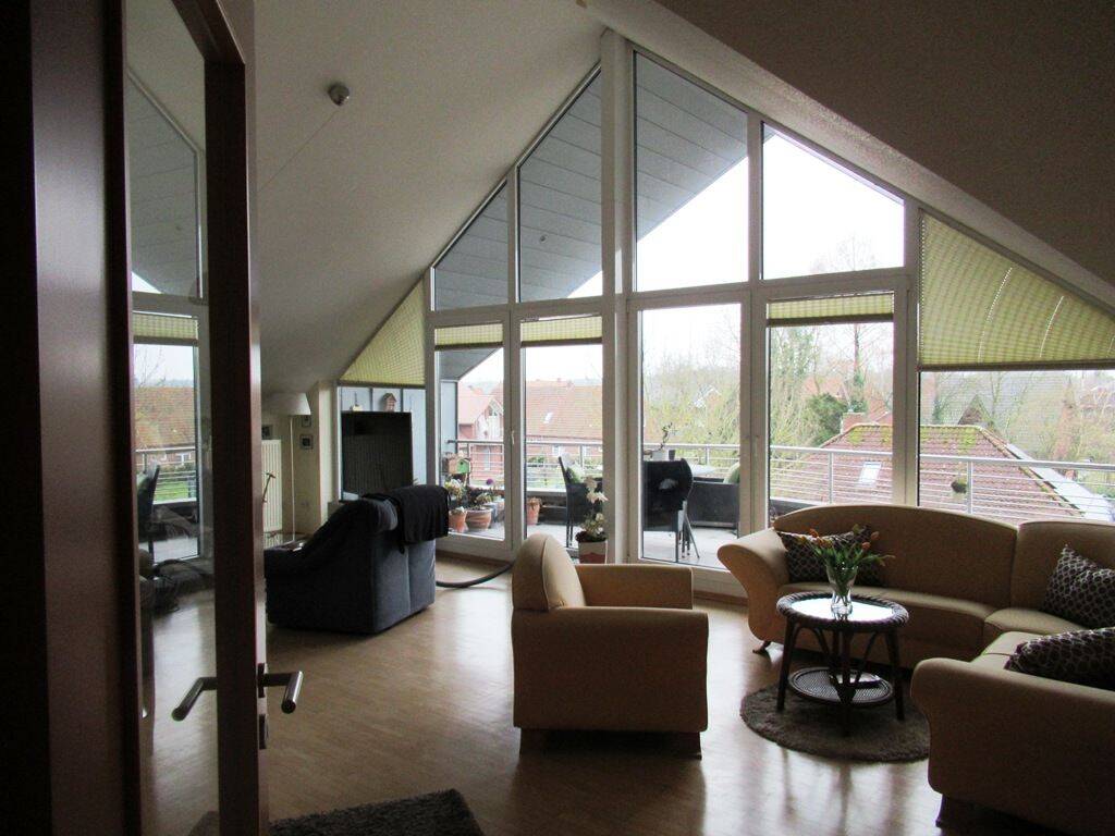 Lichtdurchflutetes Penthouse m. gr. Balkonterr. in Wohn- u. Geschäftshaus m. Aufzug, 49699 Lindern (Oldenburg)