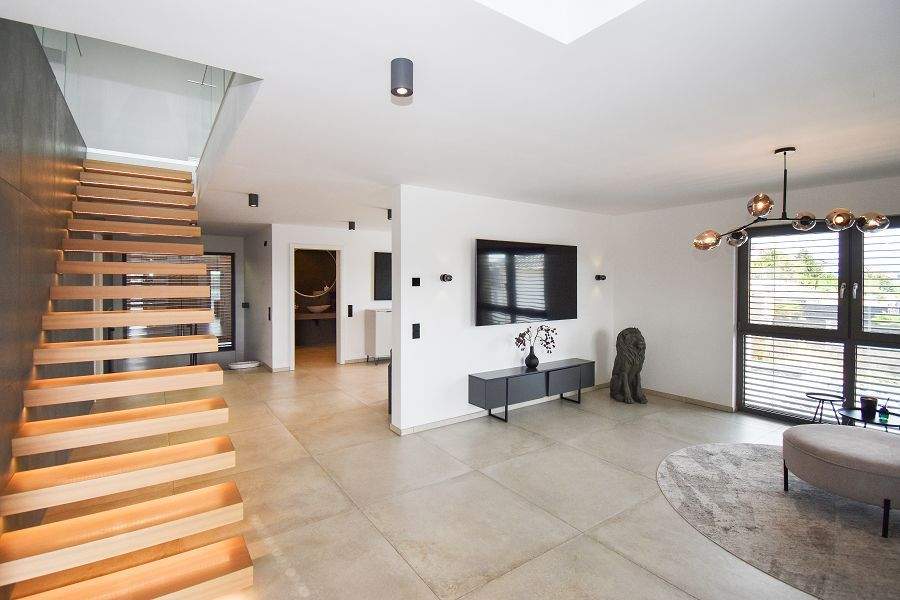 Hameln – Rohrsen: Exklusives modernes Einfamilienhaus mit traumhafter Aussicht!, 31789 Hameln