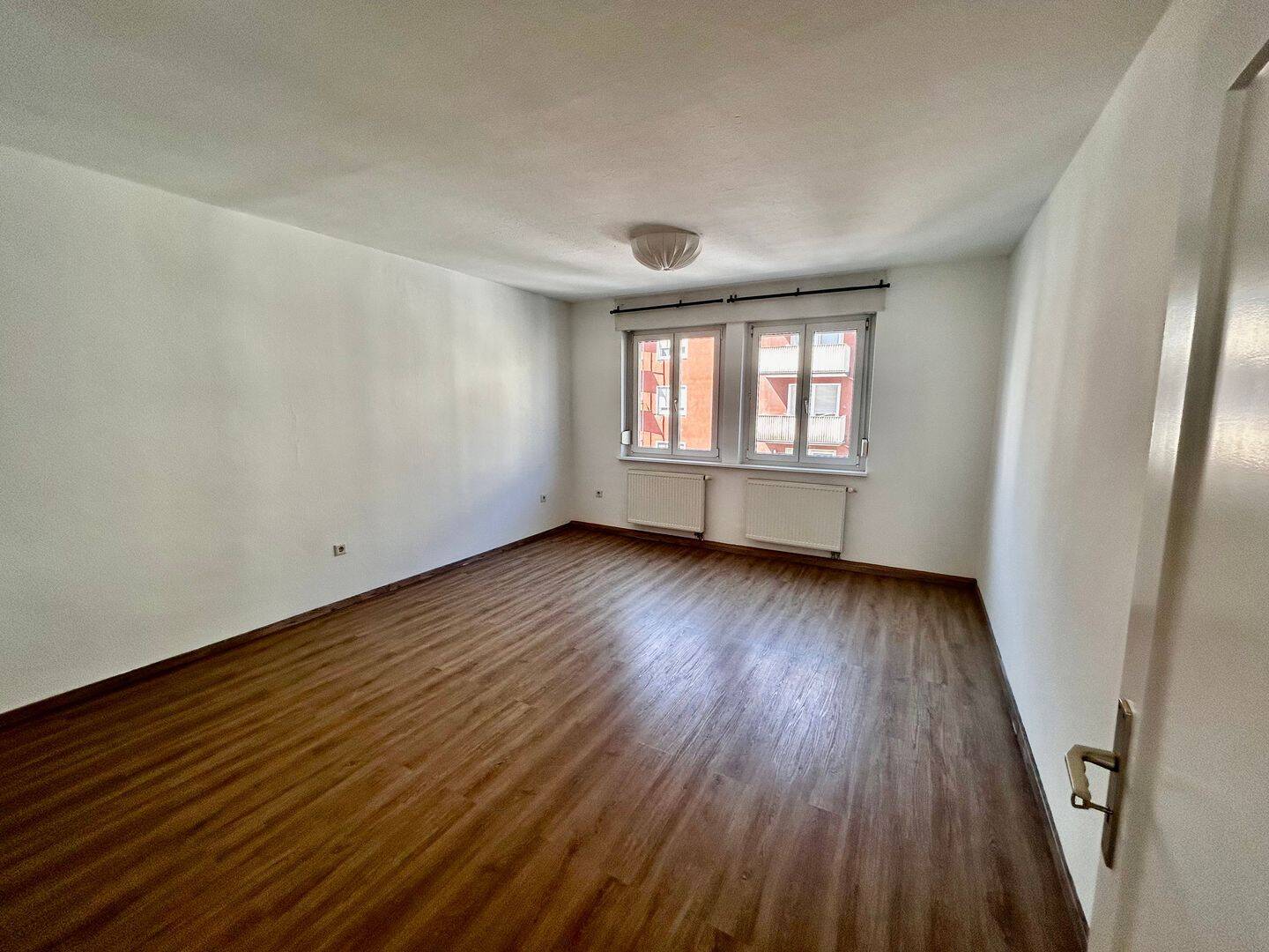 Helle, renovierte 3-Zimmer-Wohnung in zentraler Lage – sofort verfügbar, 90459 Nürnberg