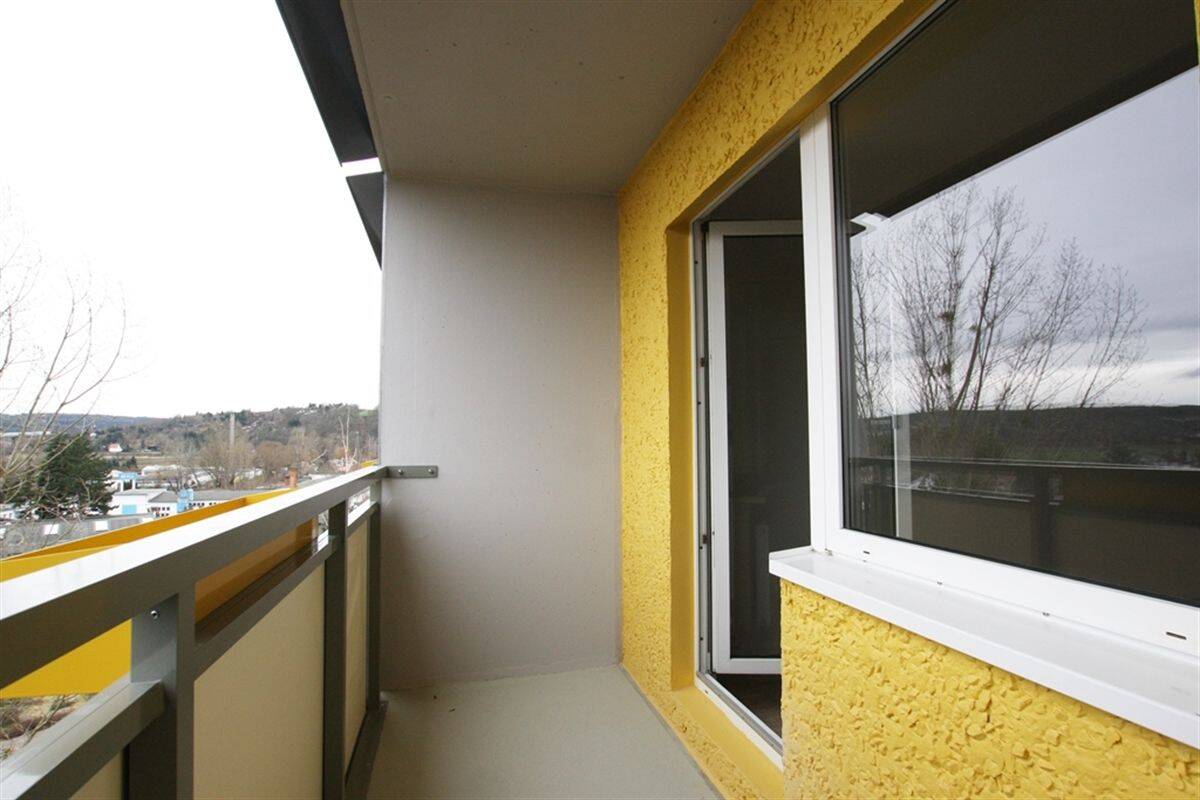 Helle, freundliche 2-Raumwohnung mit Balkon, 7552 Gera (Bieblach-Ost Langenberg Roschütz Stublach)