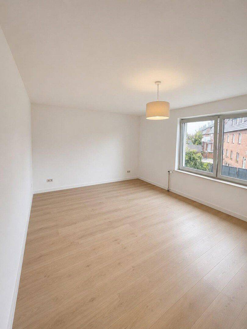 Sanierte 2-Zimmer-Wohnung in ruhiger Lage in Osnabrück-Eversburg zu vermieten, 49090 Osnabrück (Eversburg Hafen Haste Pye Sonnenhügel)