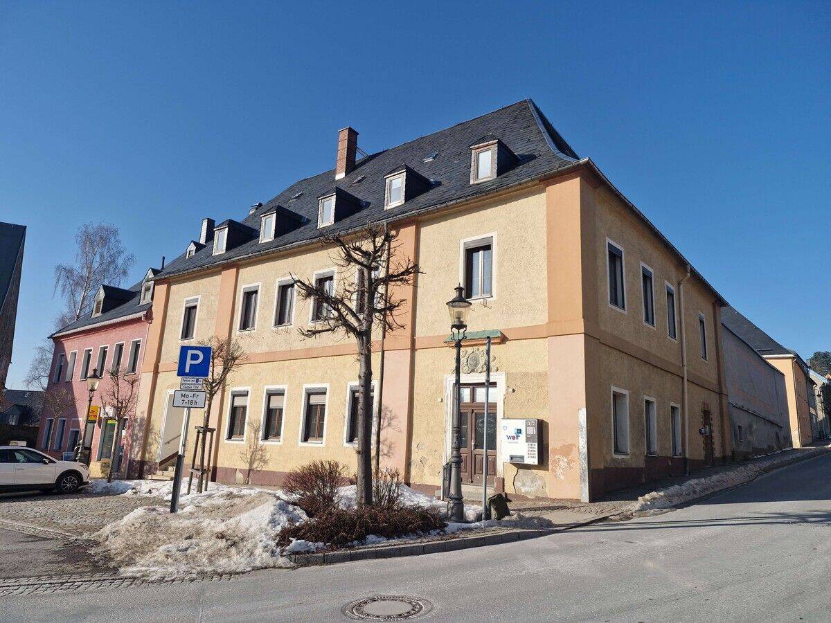 Mehrfamilienhaus mit Gewerbe, Dachterrasse und großem Grundstück in Elterlein!, 9481 Elterlein