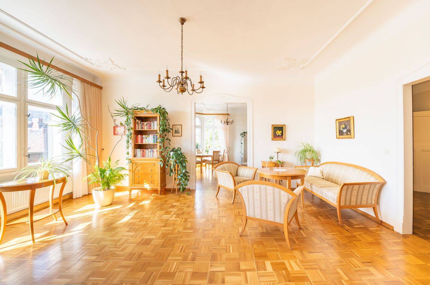 Exklusivität trifft Historie- Traumhafte Altbauwohnung im beliebten Westviertel, 7743 Jena