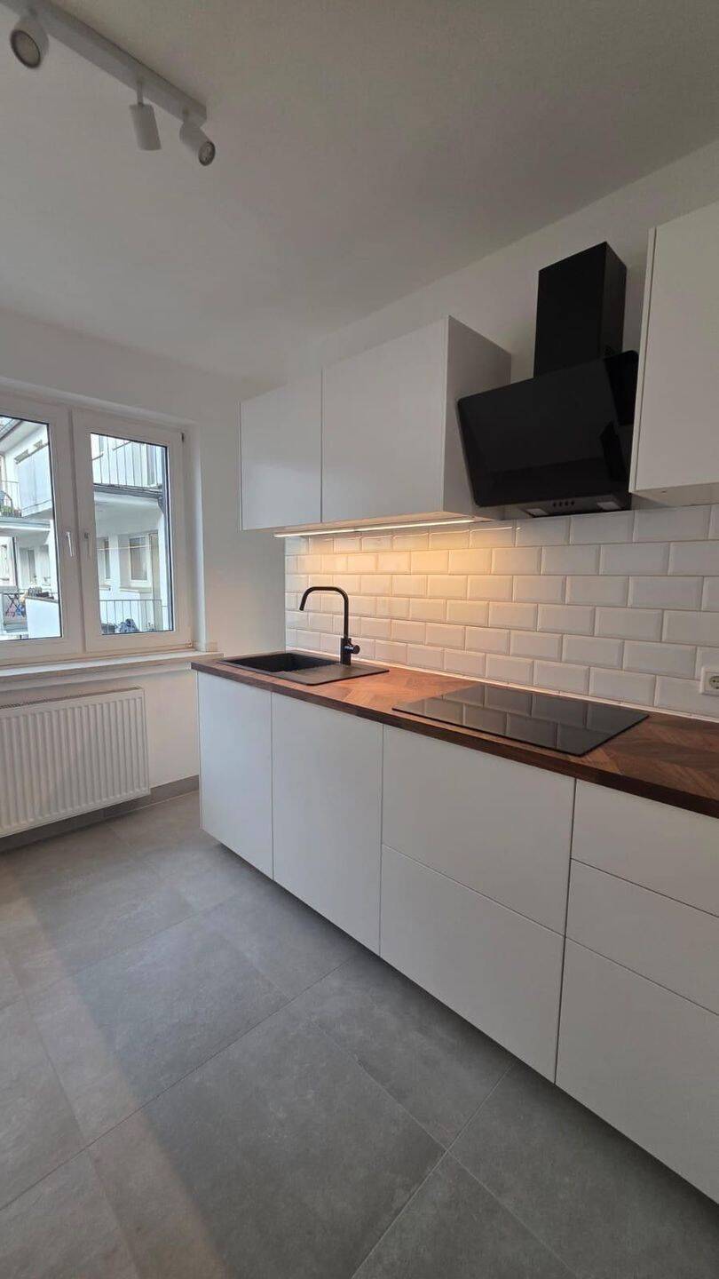 Kernsanierte 3-Zimmer Wohnung mit Vollausgestattete Einbauküche in Bestlage Barmer Banhof, 42283 Wuppertal (Barmen)