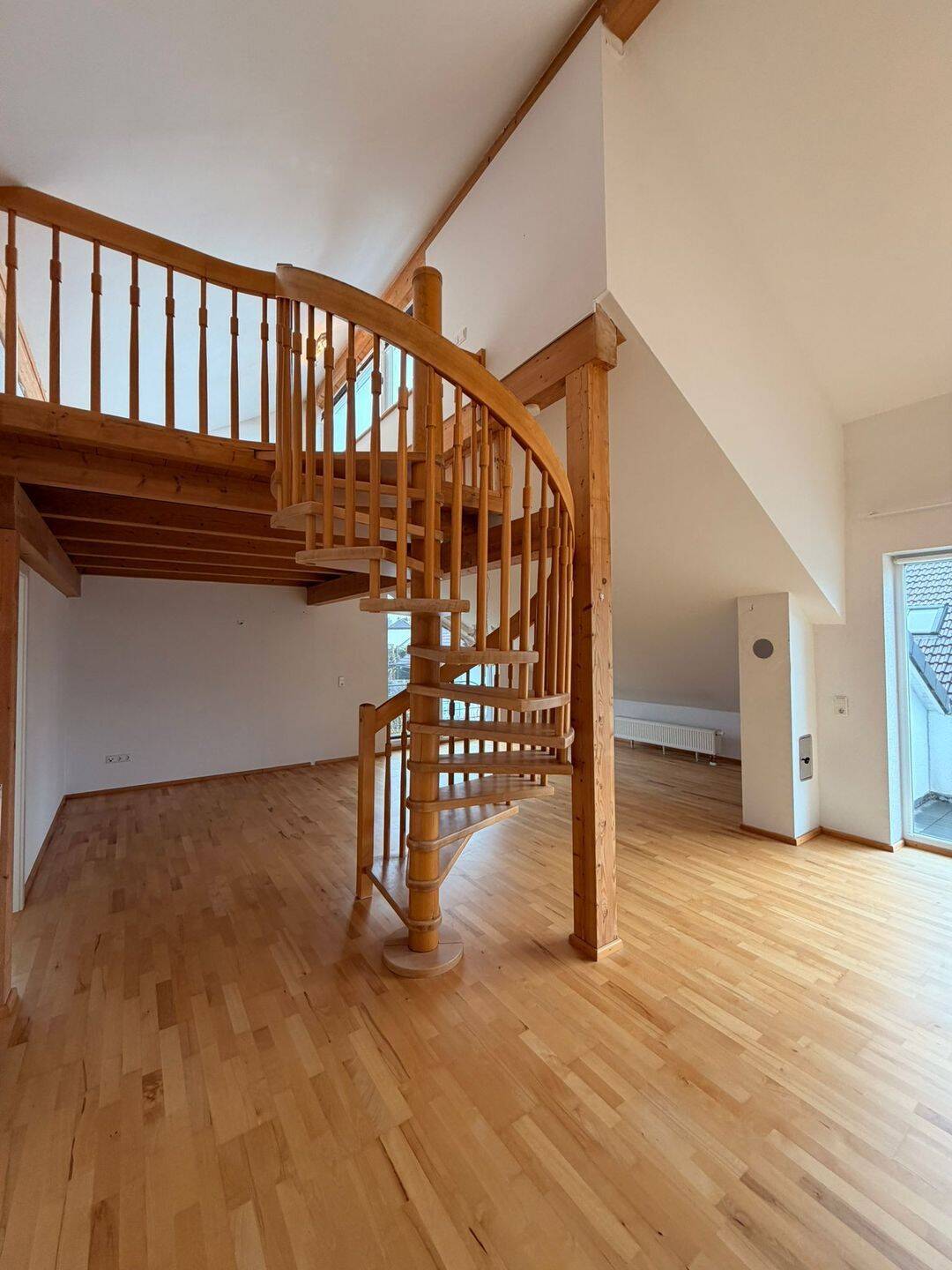 2-Zimmer-Einliegerwohnung mit Balkon, Galerie und Ankleidezimmer, 78073 Bad Dürrheim