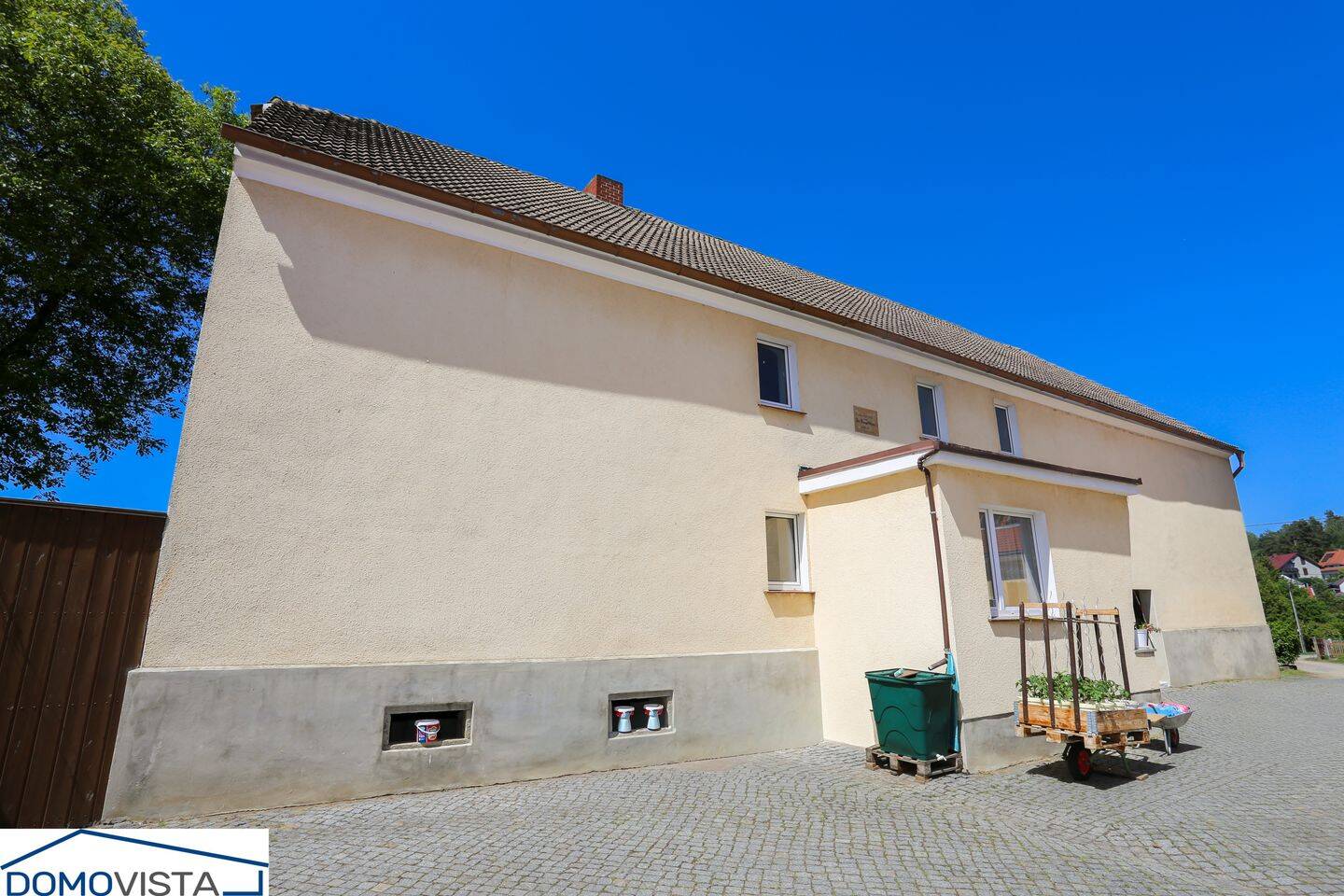 Dreiseitenhof mit Scheune und viel Platz für eigene Ideen!, 2829 Königshain