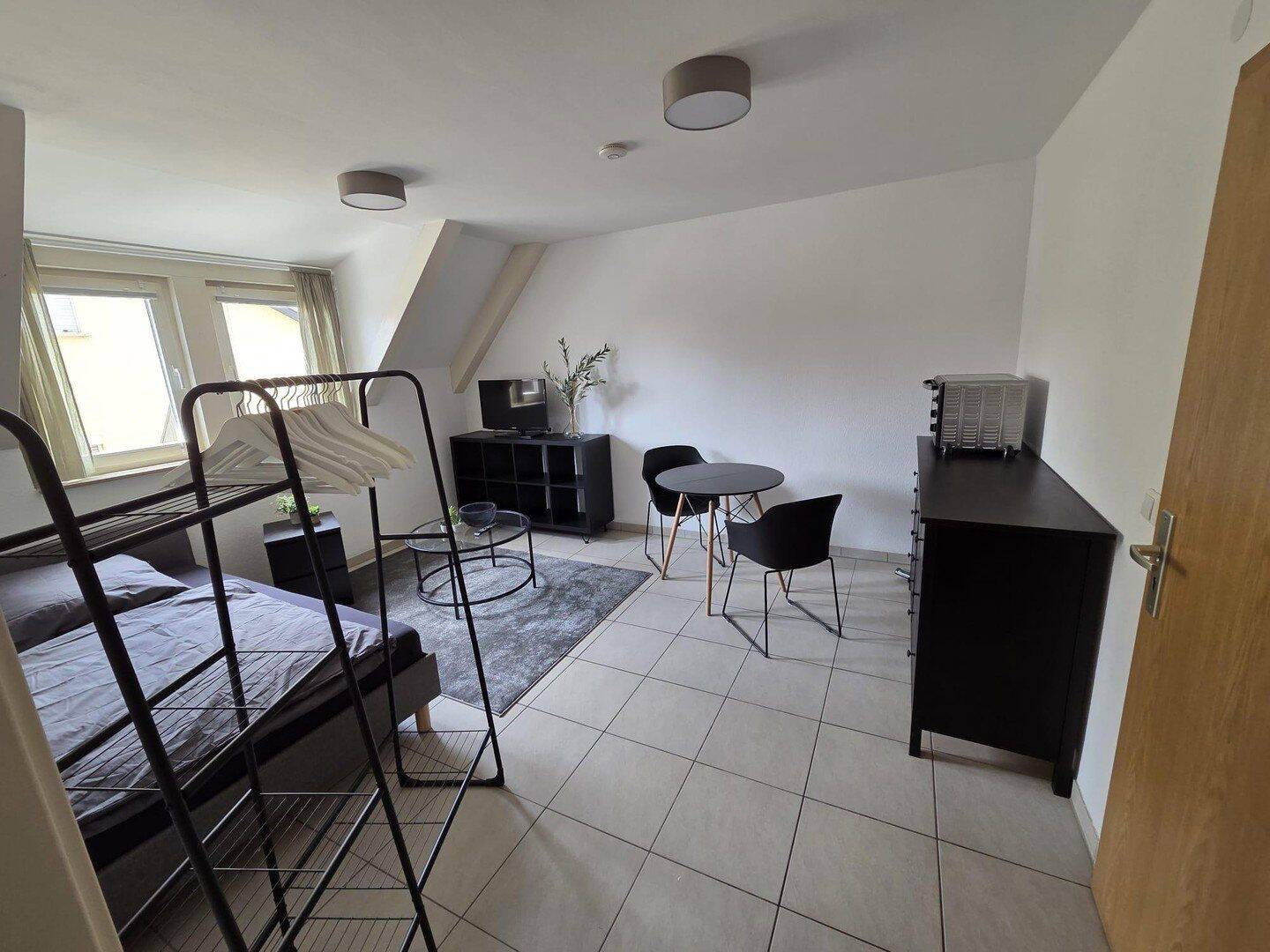 klein aber fein, 1-Zimmer-Wohnung möbliert in Heilbronn-Neckargartach, 74078 Heilbronn (Biberach Frankenbach Heilbronn Kirchhausen Neckargartach)