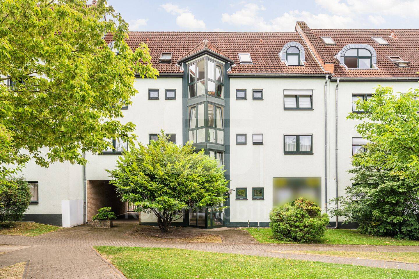 Schöne Eigentumswohnung mit Fußbodenheizung, Balkon und Tiefgaragenstellplatz., 50765 Köln (Chorweiler Blumenberg Esch Esch/Auweiler Volkhoven/Weiler)