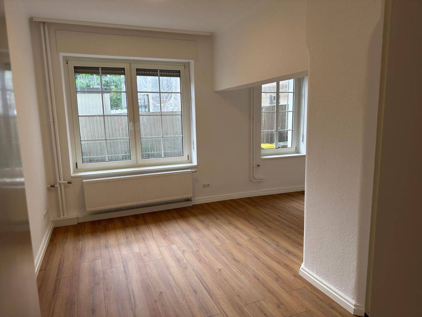 WG- Zimmer (1-Zimmer) in komplett sanierter Wohnung, 35390 Gießen