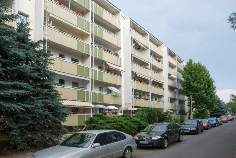 Aktuelle Renovierung einer herrlichen 3-Raum-Wohnung!, 1169 Dresden