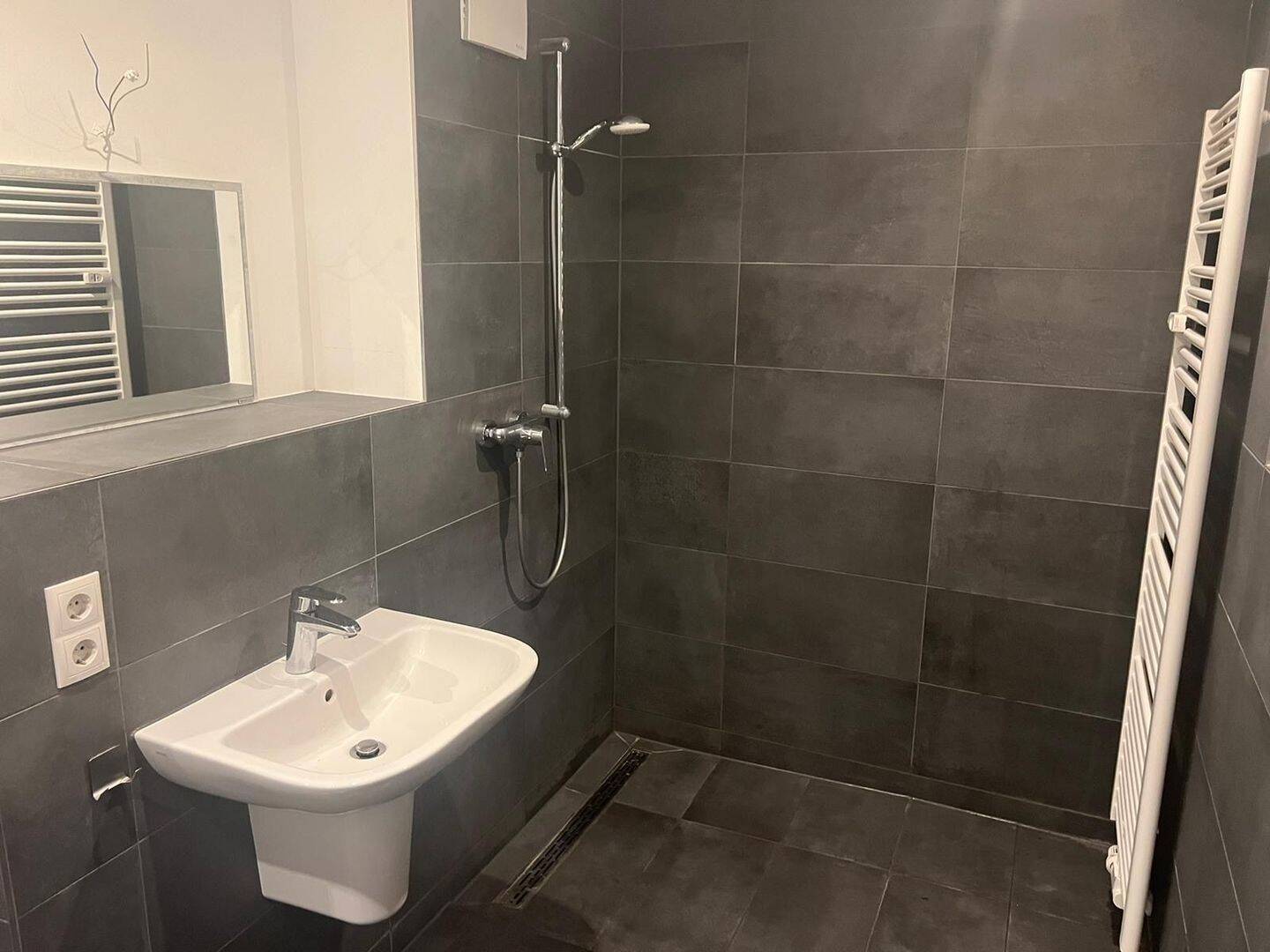 2 Zimmerwohnung mit Stellplatz, 67433 Neustadt an der Weinstraße (Haardt Lachen-Speyerdorf Neustadt-Stadt)