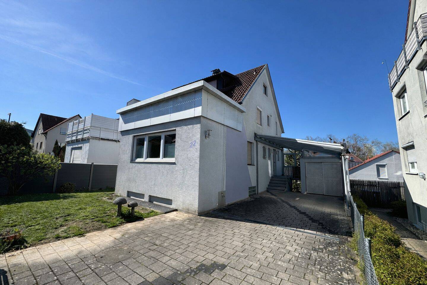 Perfekt gelegen zwischen Bahnhof und Innenstadt! Doppelhaushälfte mit Garten & Zweifamilien-Option, 71332 Waiblingen