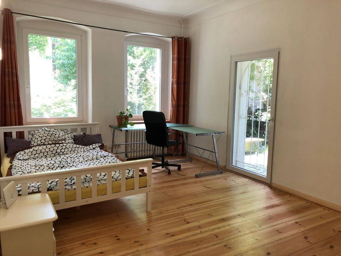 Zwei-Zimmerwohnung mit kleinem Garten in Steglitz, 12161 Berlin (Steglitz-Zehlendorf Friedenau Steglitz)