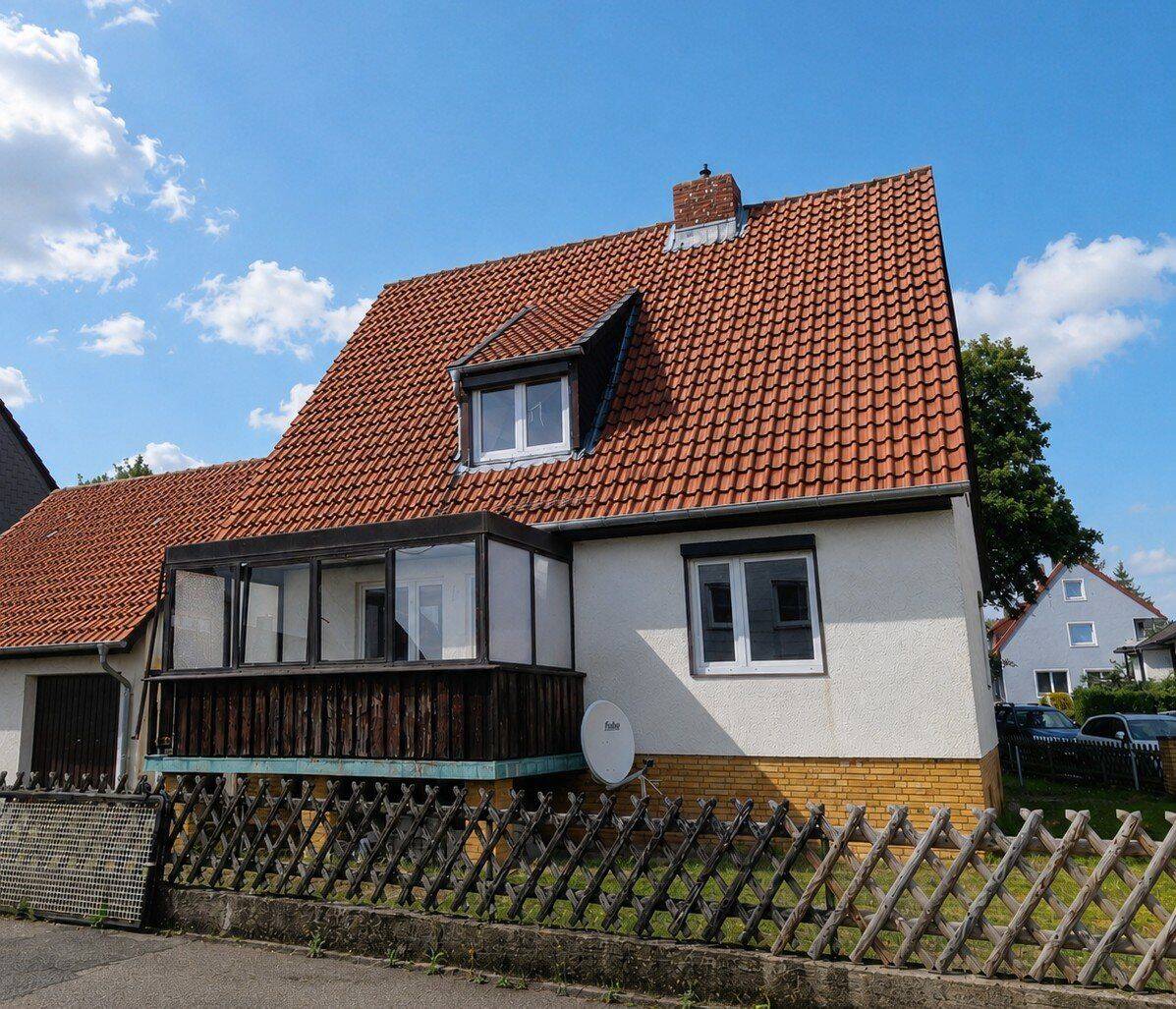 Erstbezug | 6-Zimmer-Einfamilienhaus mit großem Garten, Garage & Wintergarten in ruhiger Familienlage, 38644 Goslar