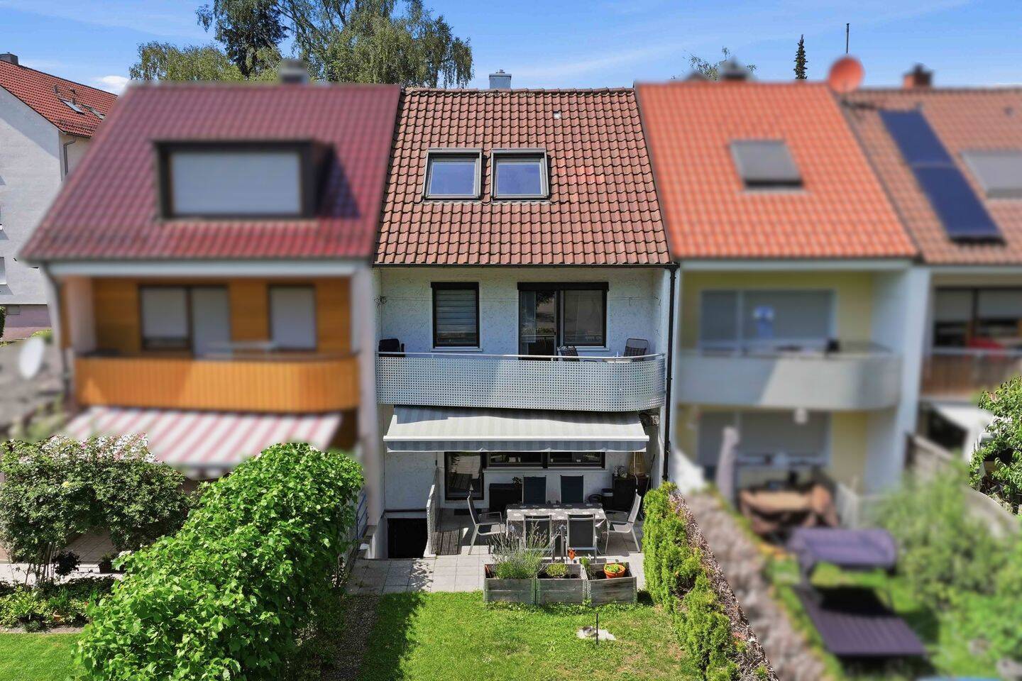 Sonnenverwöhnt! Gepflegtes Reihenmittelhaus mit schönem Garten in beliebter Wohnlage, 88400 Biberach an der Riß