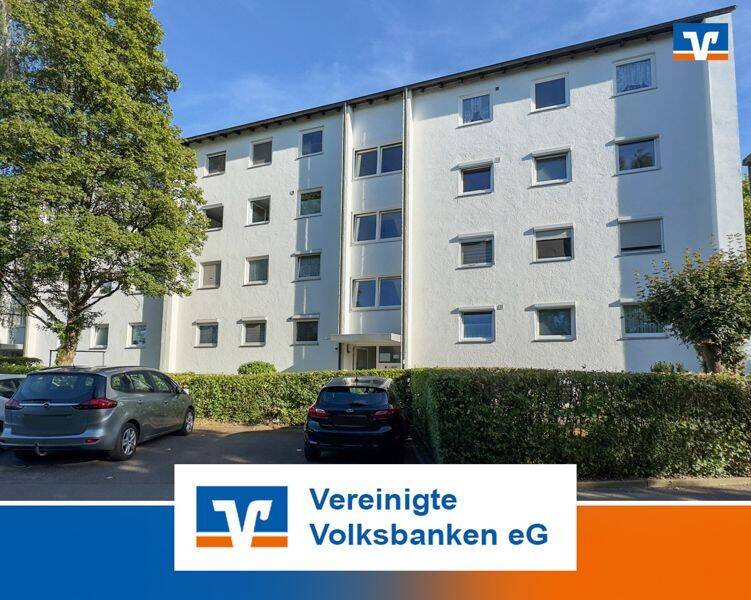 Tolle 3 Zimmer Wohnung mit Balkon und Autoabstellplatz zu verkaufen!, 72766 Reutlingen