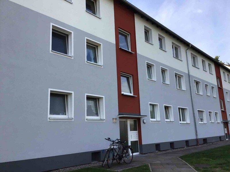 3-Zimmer-Wohnung mit Tageslichtbad und Balkon!, 33689 Bielefeld (Dalbke Sennestadt)