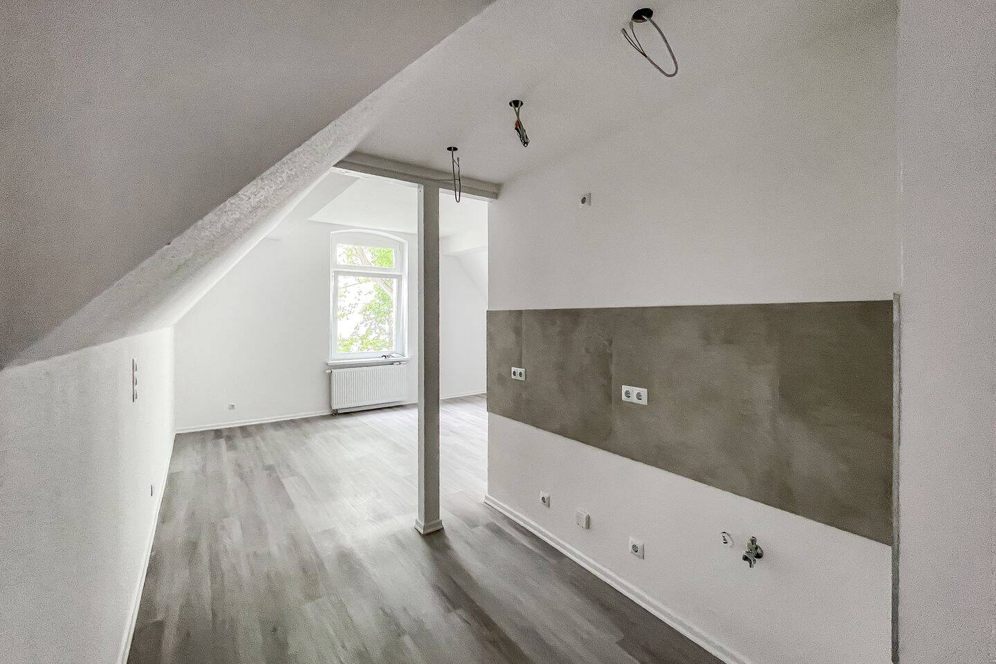 2,5 Zimmer – vollständig saniert – Erstbezug – Einkaufszentrum, 45128 Essen (Südostviertel Südviertel)
