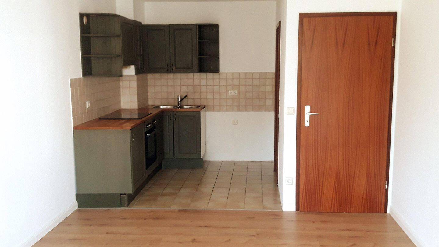 2-Raum-Appartement mit Balkon & Tiefgaragenstellplatz, 9130 Chemnitz (Hilbersdorf Sonnenberg Yorckgebiet Zentrum)