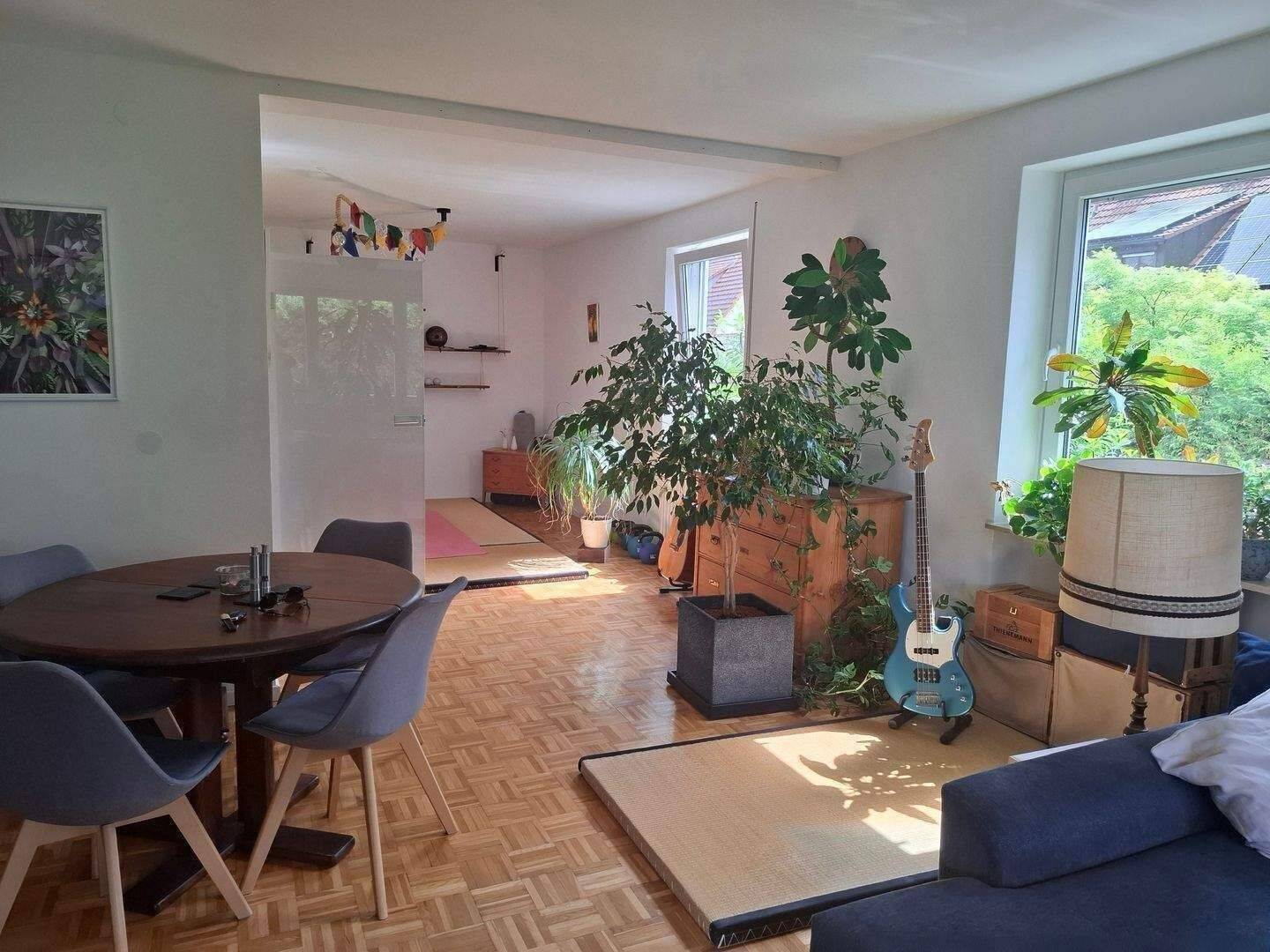 helle Wohnung mit großem Garten, 90475 Nürnberg