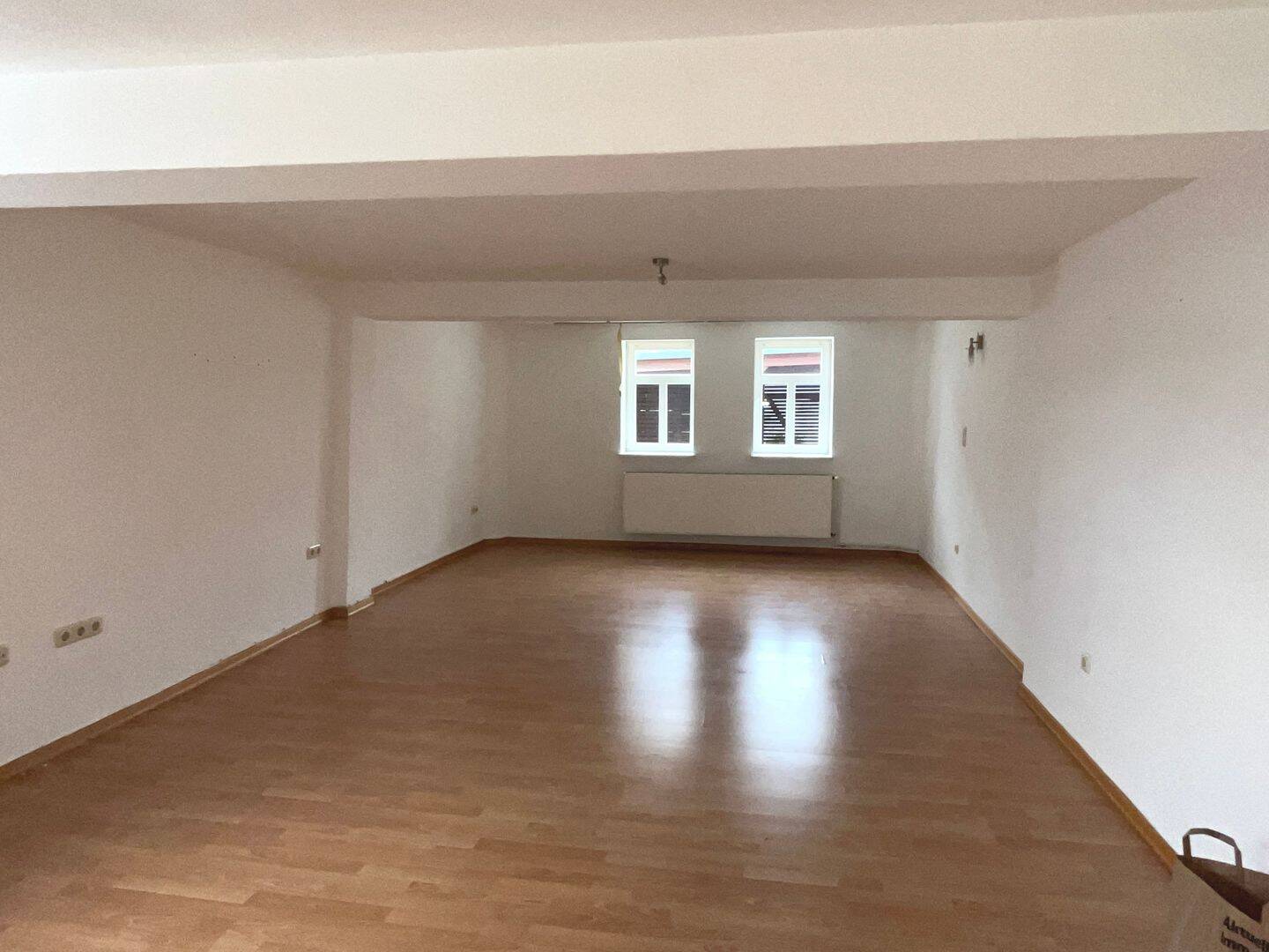 Altbauwohnung im Erdgeschoss zentral in Erndtebrück, 57339 Erndtebrück