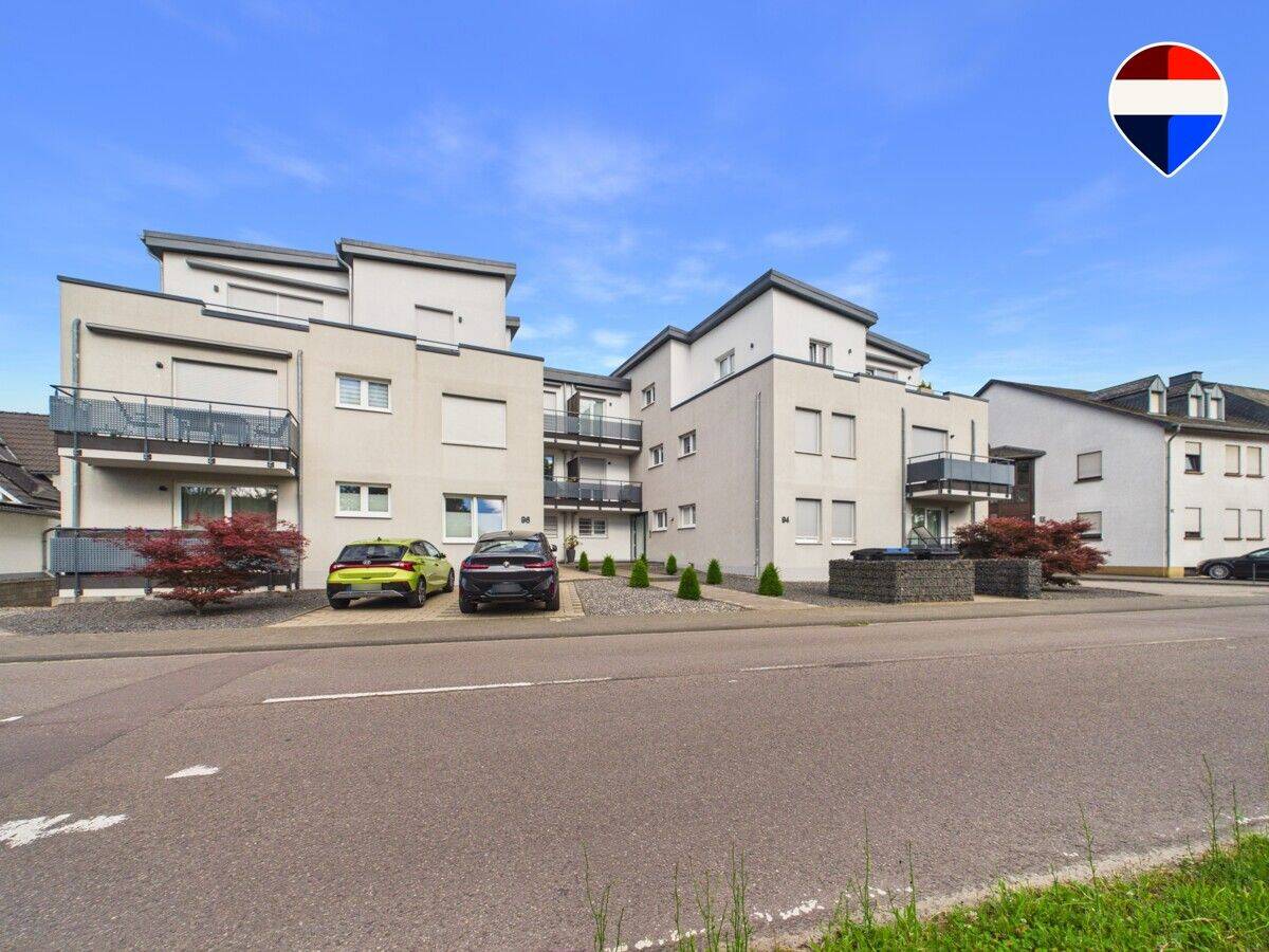 Helle Eigentumswohnung mit Balkon und offenem Wohnkonzept, 54329 Konz