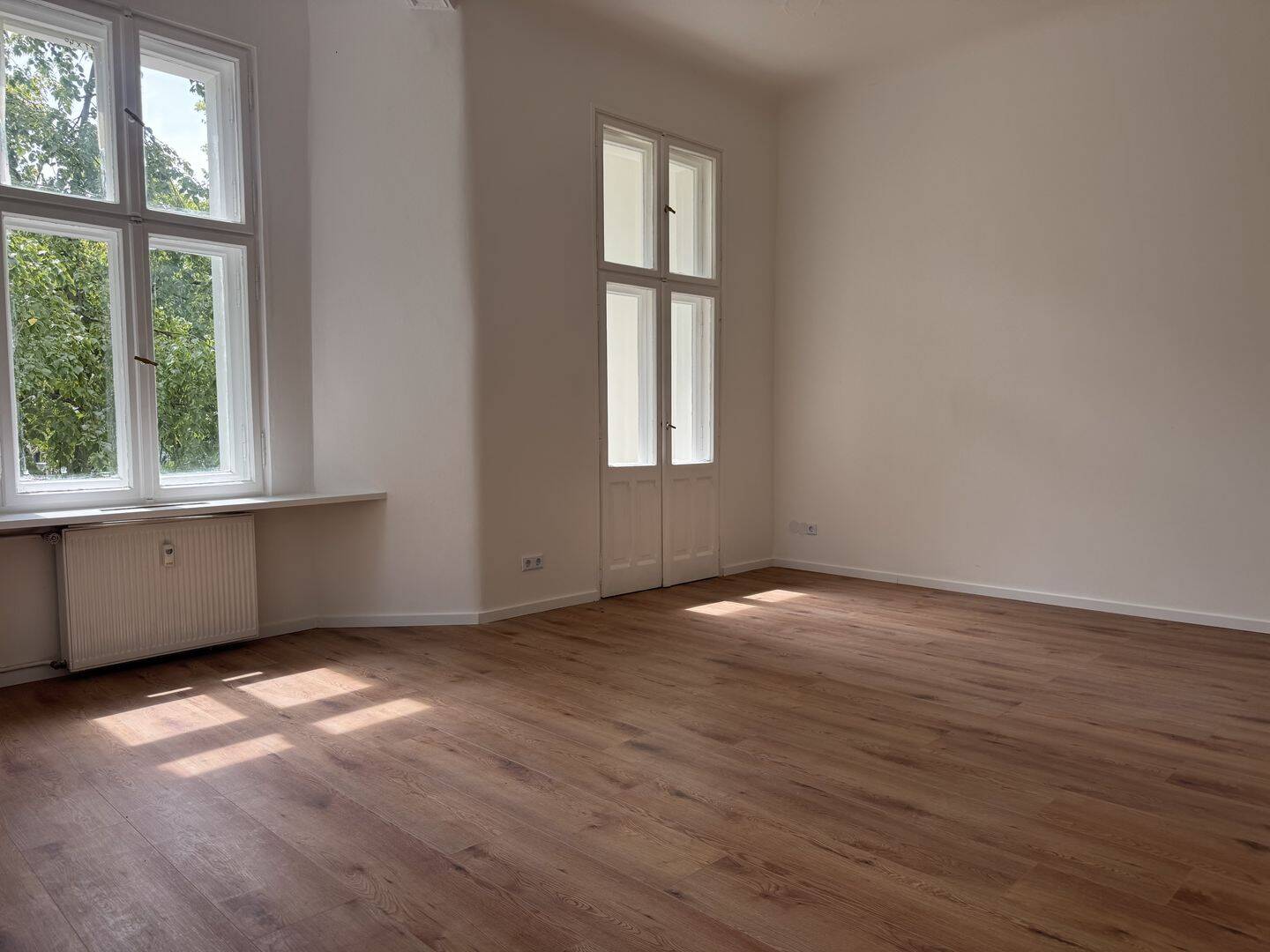 Altbaujuwel am Wröhmännerpark -5-Zimmer-Wohnung mit Stuck, Balkon und zwei Bädern, 13585 Berlin (Spandau Falkenhagener Feld Hakenfelde)