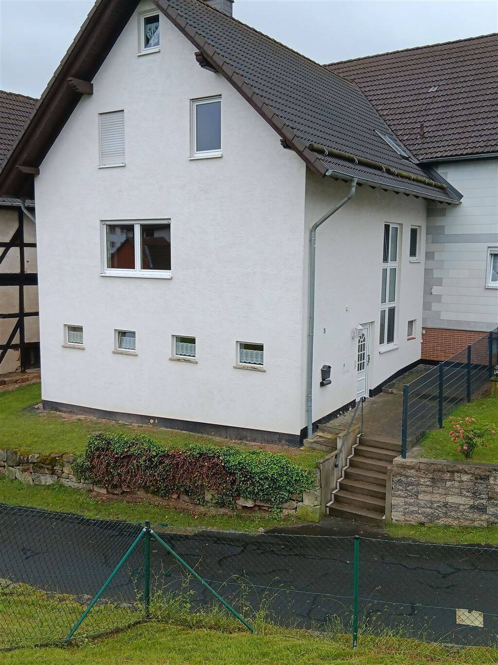 Kuscheliges Wohnhaus mit Potential in Staufenberg-Escherode, 34355 Staufenberg (Wolfsanger/Hasenhecke)