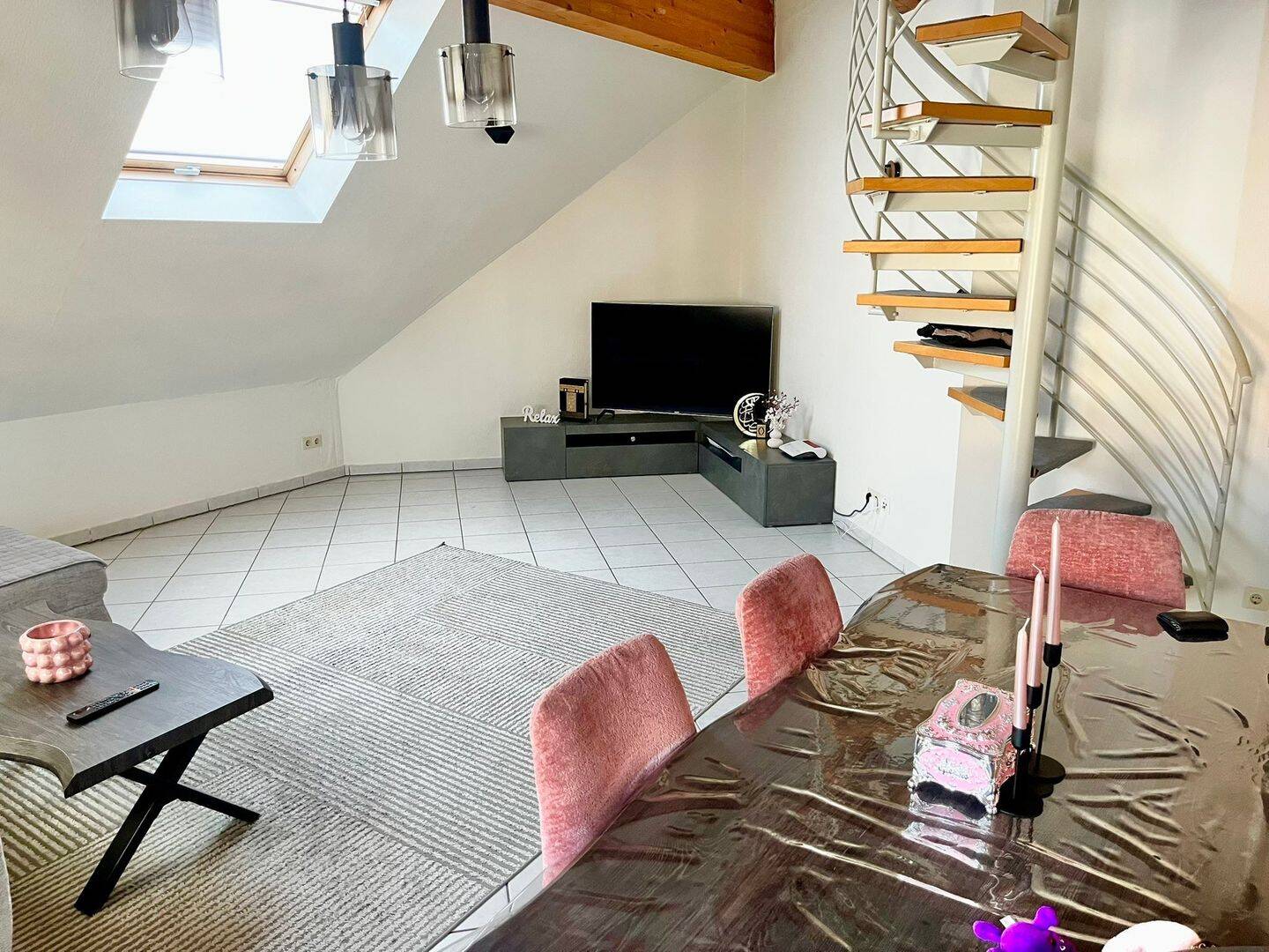 4 Zimmer Maisonette Wohnung in Stockstadt zu vermieten, 63811 Stockstadt a. Main