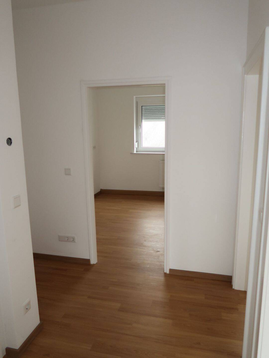 Totalsanierte 2-Zimmer-Wohnung im Rückgebäude, 90443 Nürnberg