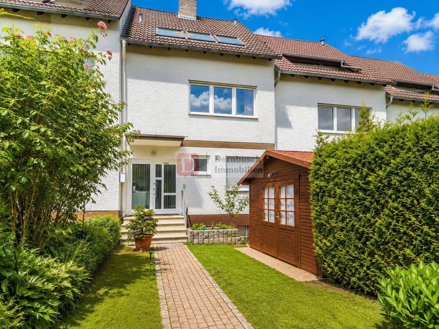 Top!! Charmantes 6-Zimmer-Reihenhaus mit Garten in Top Lage, 61350 Bad Homburg v.d. Höhe