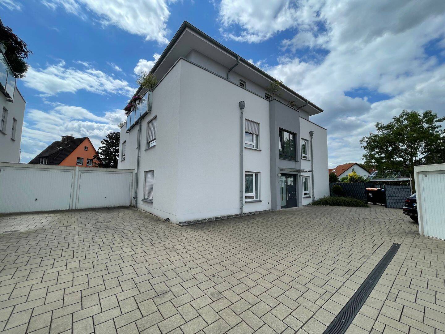 Barrierearme EG-Wohnung mit Garage und Stellplatz in zentraler Lage von Hamm-Werries, 59071 Hamm