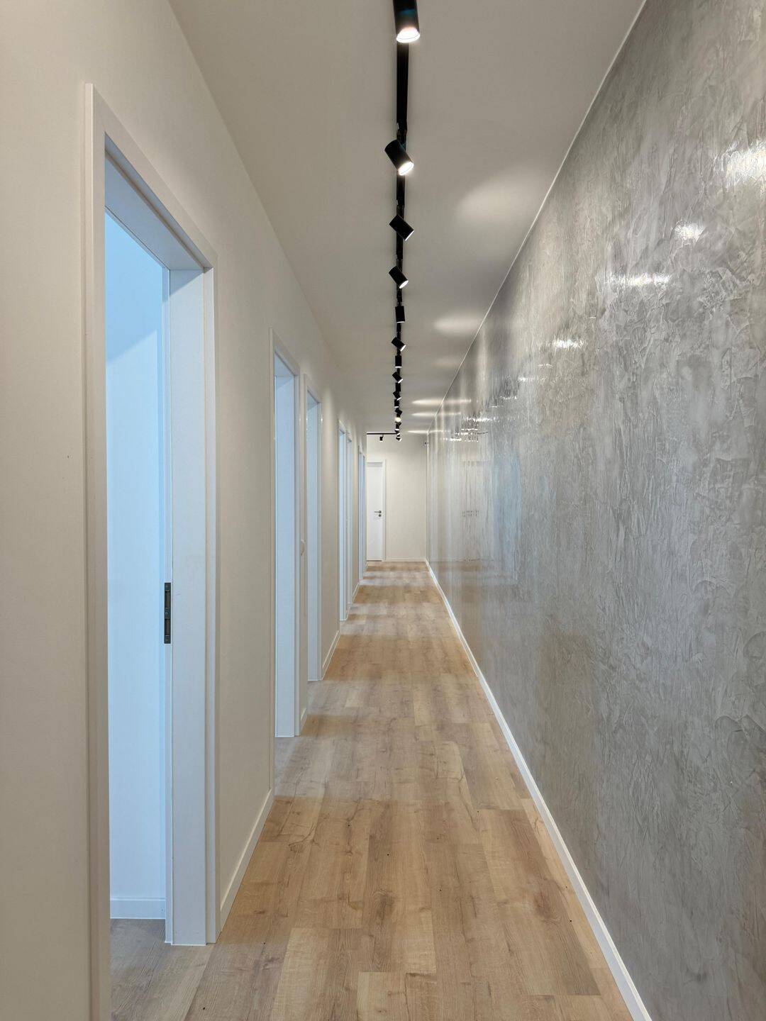 9-Zimmer-ETW mit Dachterrasse und Garage zum Erstbezug nach Kernsanierung, 90443 Nürnberg