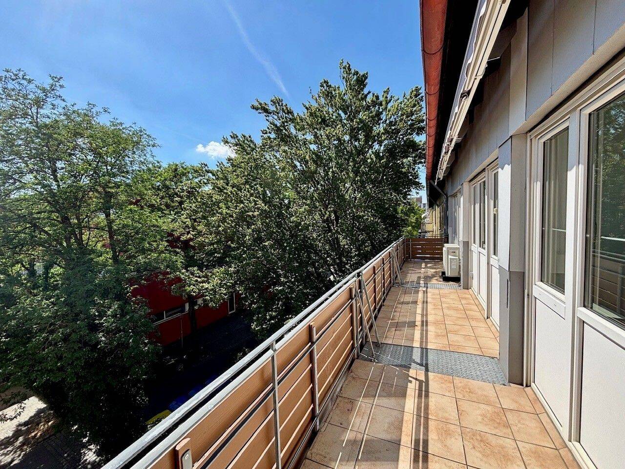 Großzügige 4-Zimmer-Wohnung im Zentrum von Waldkraiburg, 84478 Waldkraiburg
