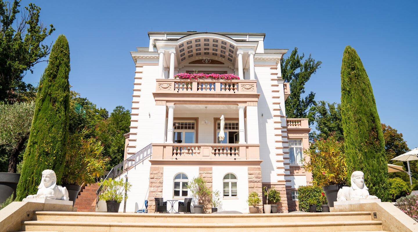 Villa Beau Lieu – Historische Eleganz mit modernster Haustechnik und höchstem Sicherheitsstandard, 76530 Baden-Baden (Ebersteinburg Innenstadt Lichtental Varnhalt Weststadt)