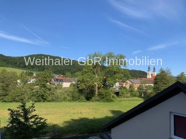 image-72804144