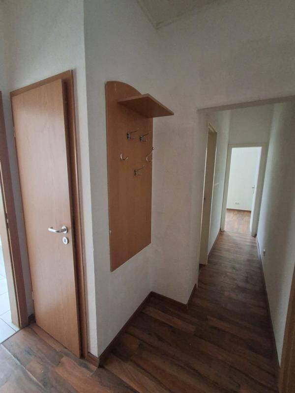 Objekt-Nr.: 15125 – vermietete 2-Zimmer-ETW mit Wanne im EG in Plauen, 8523 Plauen