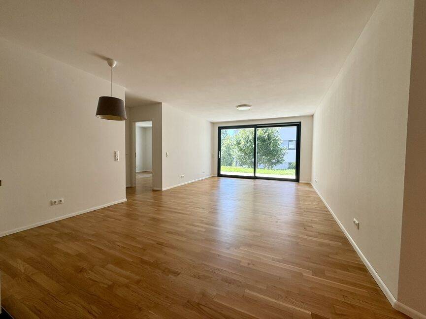 Wohnen in exklusiver Lage | 3,5 Zimmer ca. 93 m² mit Terrasse & eigenem kleinen Garten, 79713 Bad Säckingen