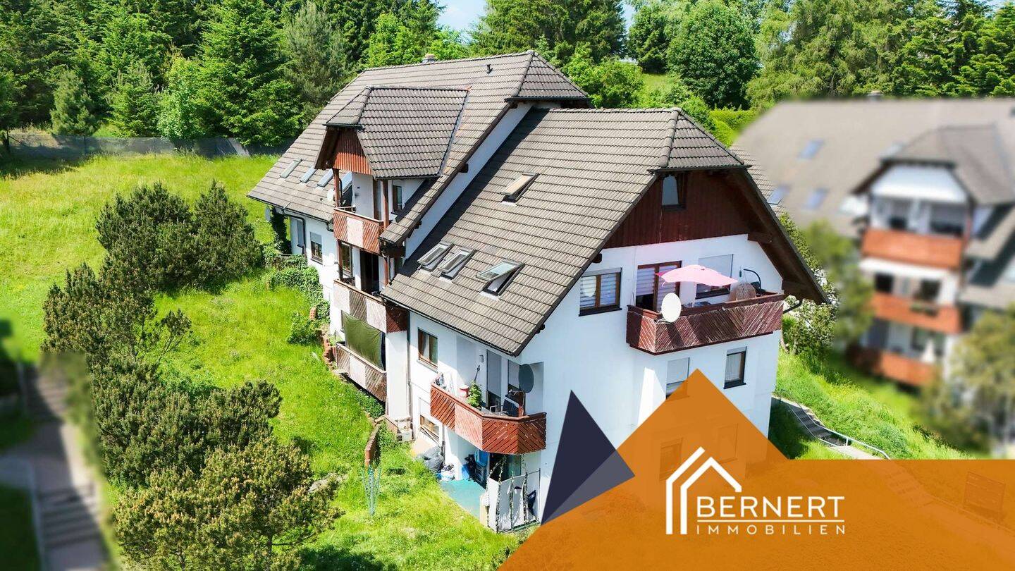 Wohnen auf zwei Ebenen – Charmante Maisonettewohnung mit Balkon in Föritztal, 96524 Föritztal (Judenbach)
