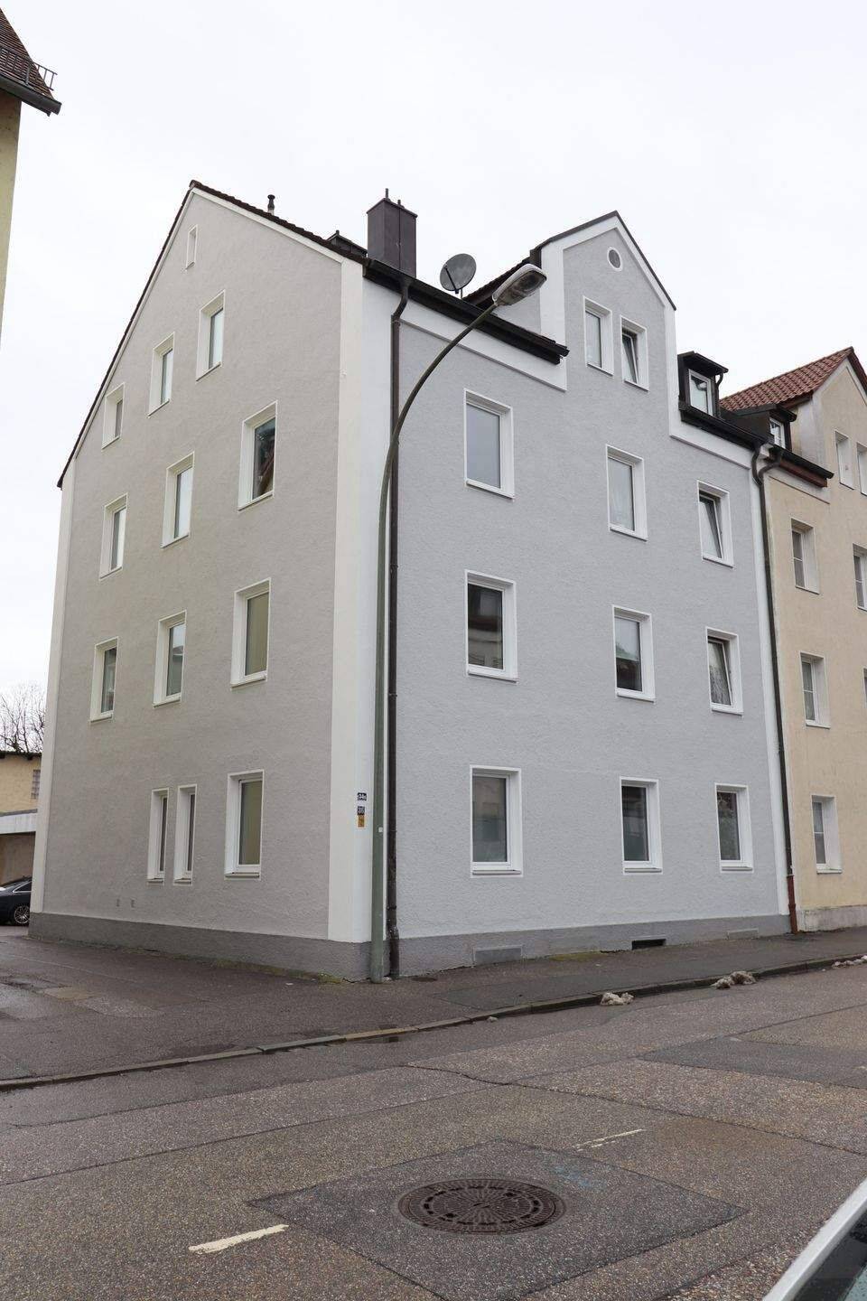 Attraktive 2-Zimmer-Wohnung mit Stellplatz in Landshut – Teil eines umfassend modernisierten Mehrfamilienhauses mit nur 8 Wohneinheiten, 84034 Landshut (Münchnerau Nikola West)
