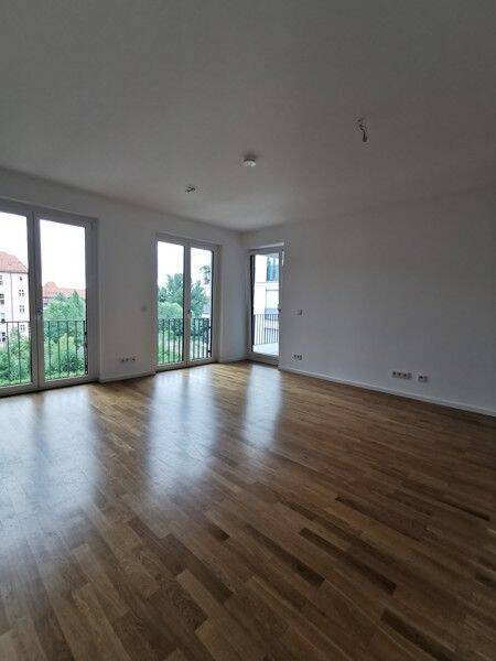 Auf gute Nachbarschaft: praktische 4-Zimmer-Wohnung, 13086 Berlin (Pankow Weißensee)