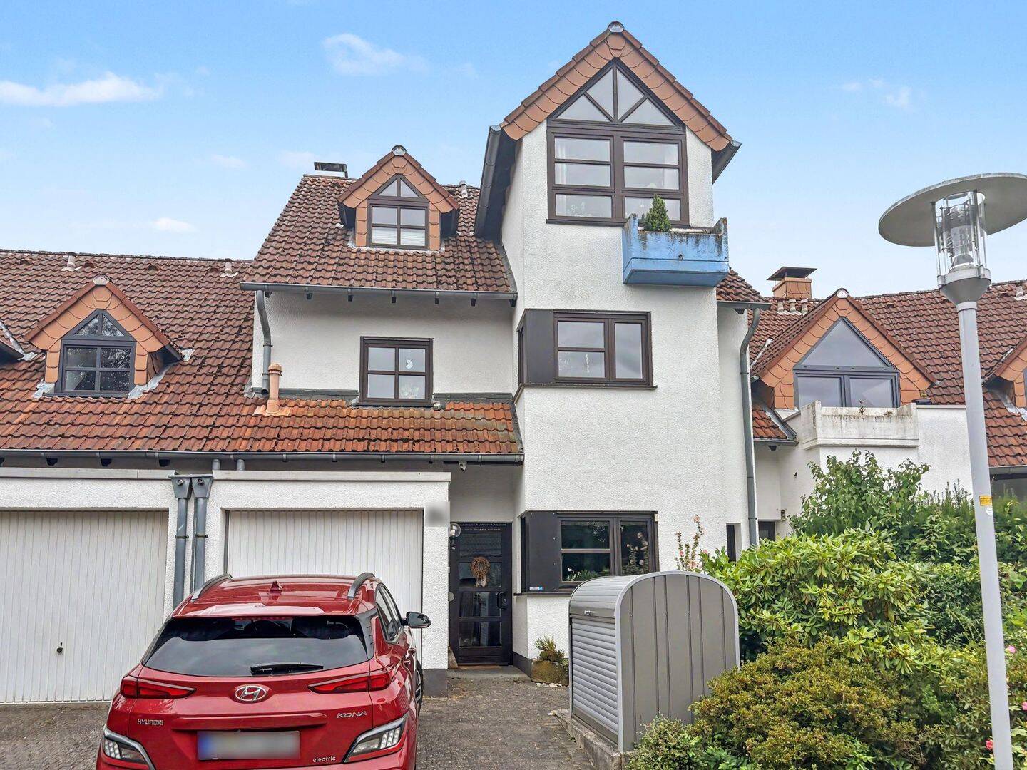 Viel Platz für Ihre Wohnträume – Reihenmittelhaus mit Einliegerwohnung in Meckenheim, 53340 Meckenheim
