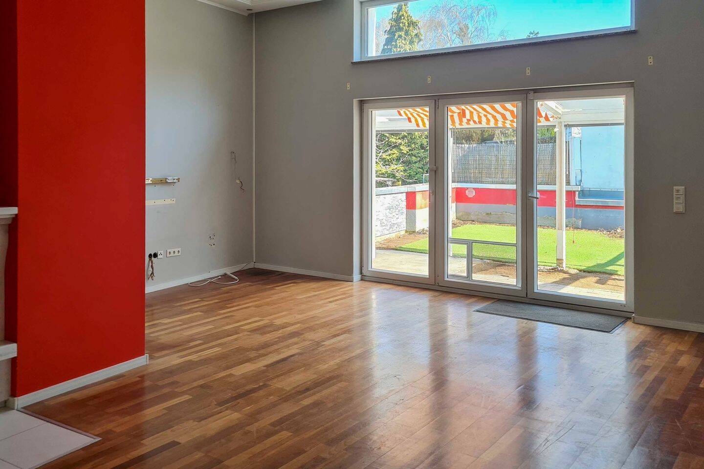 “Loft-Charakter trifft Ruhe – außergewöhnliches Wohnen im geschützten Hinterhaus mitten in der Stadt, 63128 Dietzenbach